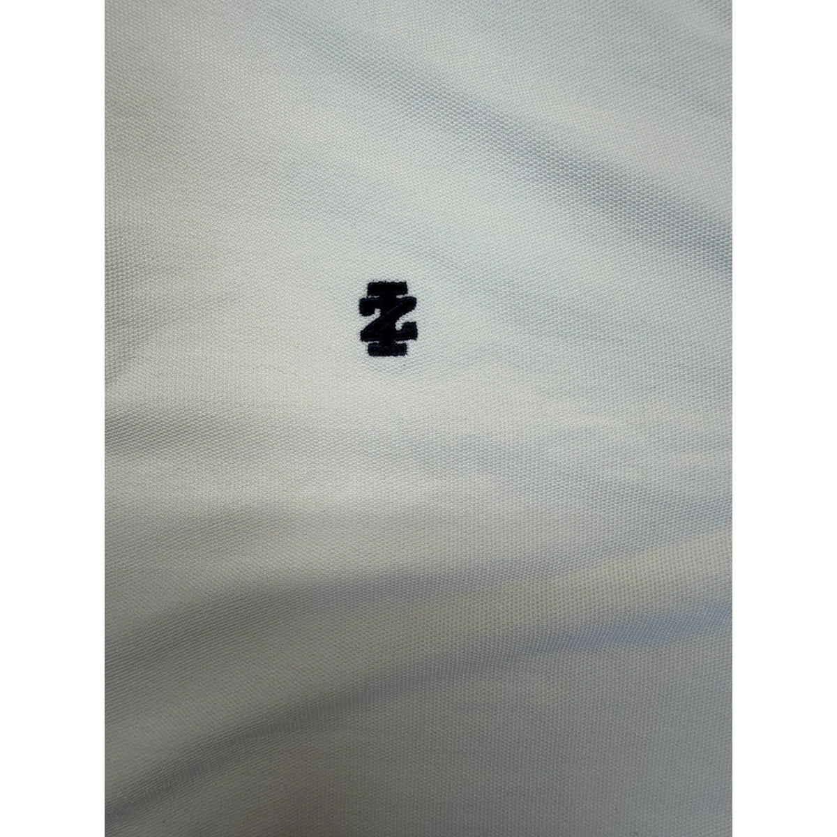 Men's IZOD White Short Sleeve Polo Shirt - Navy Logo - Size L