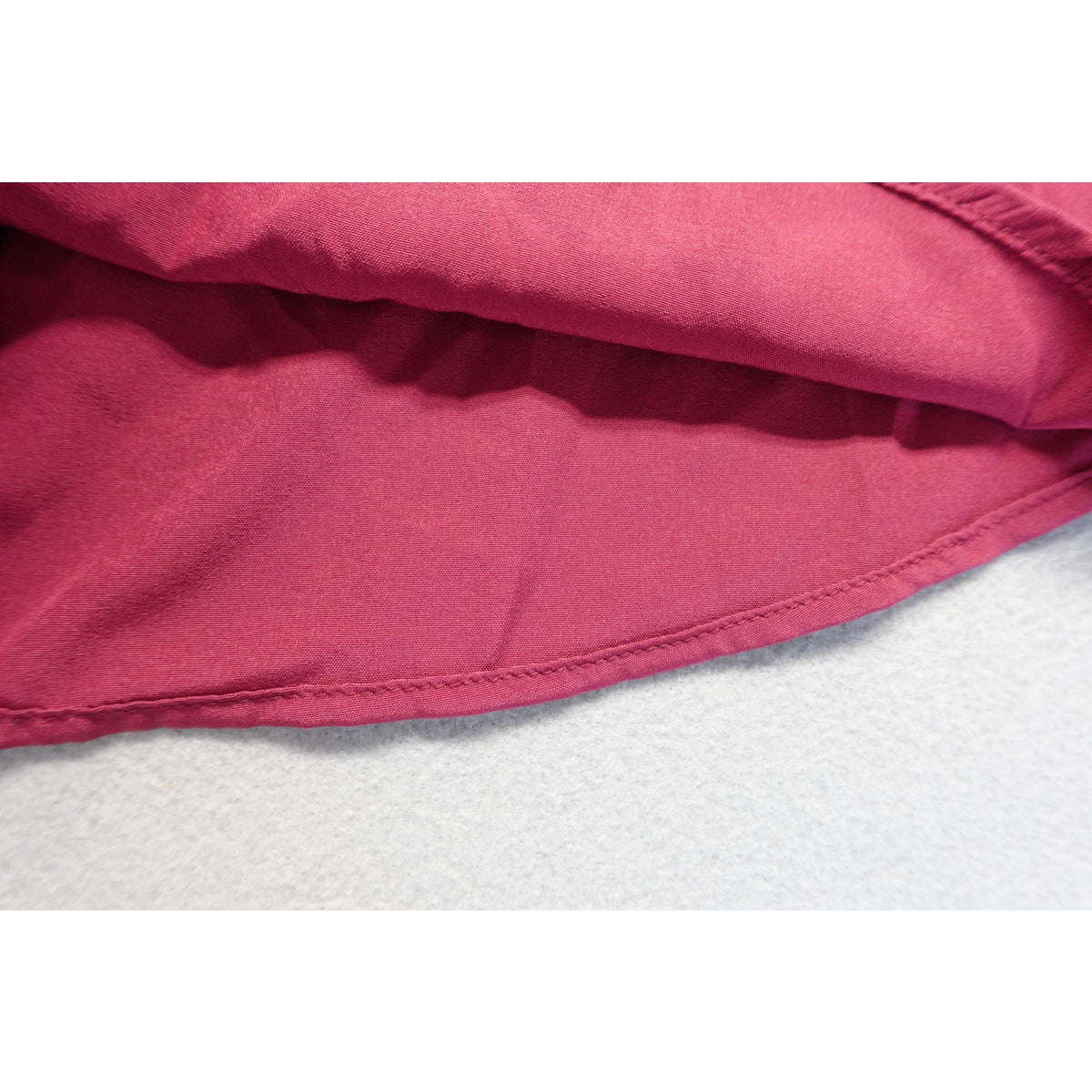 Men's Burgundy Wine Color Red Long Sleeve Dress Shirt Button down Size Small