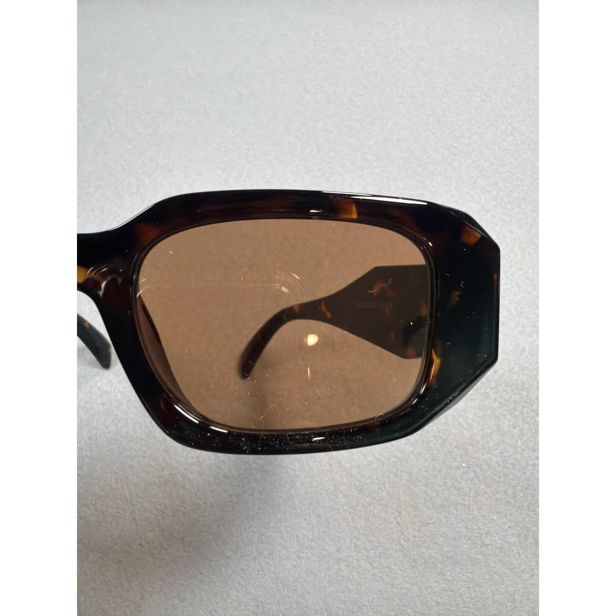 Amàre Frames Pra Flame Tortoiseshell Geometric Sunglasses
