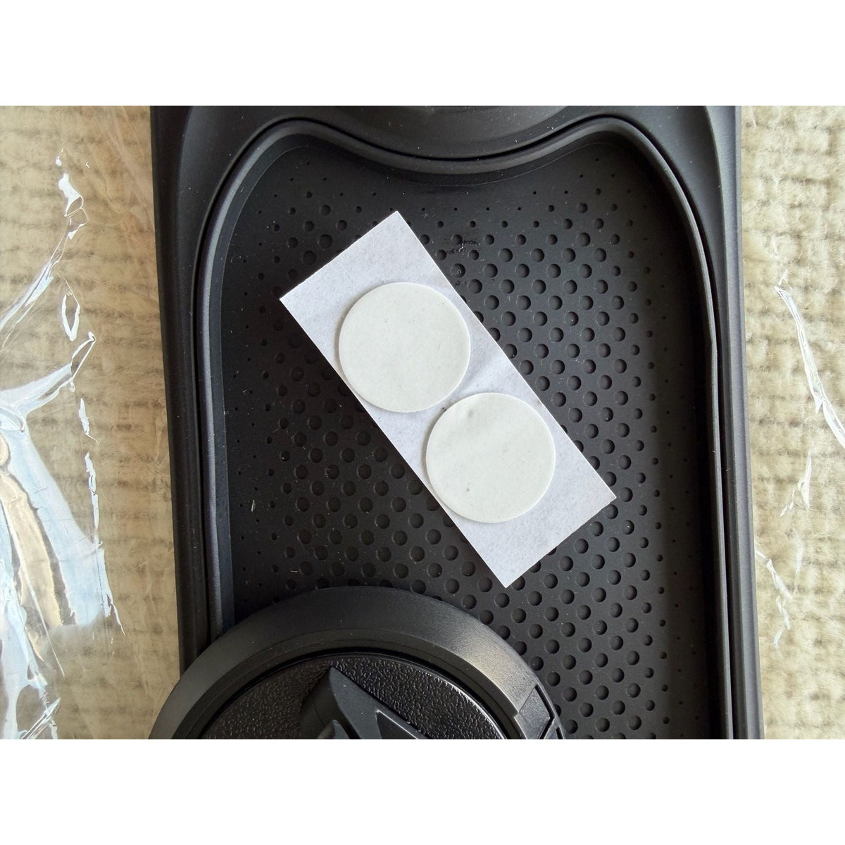 Universal Silicone Non-Slip Car Dashboard Mat with 360deg; Rotating Phone Holder