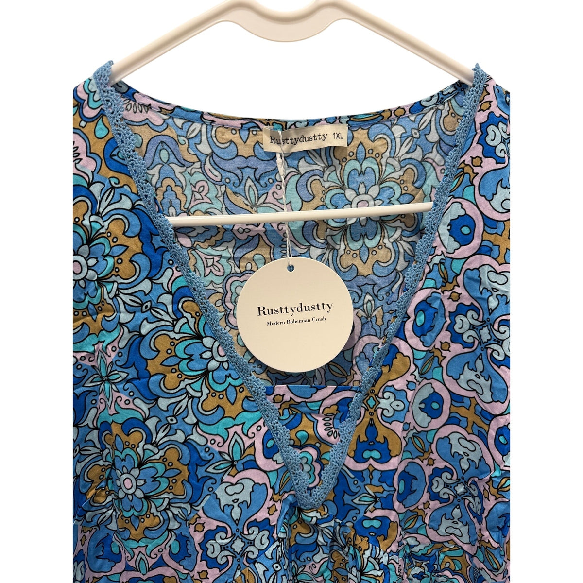 NWT Rusttydustty Boho Floral V-Neck Tiered Mini Midi Dress Blue Multi 1XL Crochet Trim