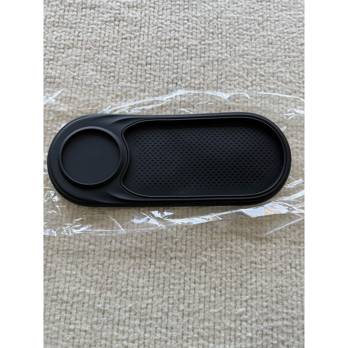 Universal Silicone Non-Slip Car Dashboard Mat with 360deg; Rotating Phone Holder