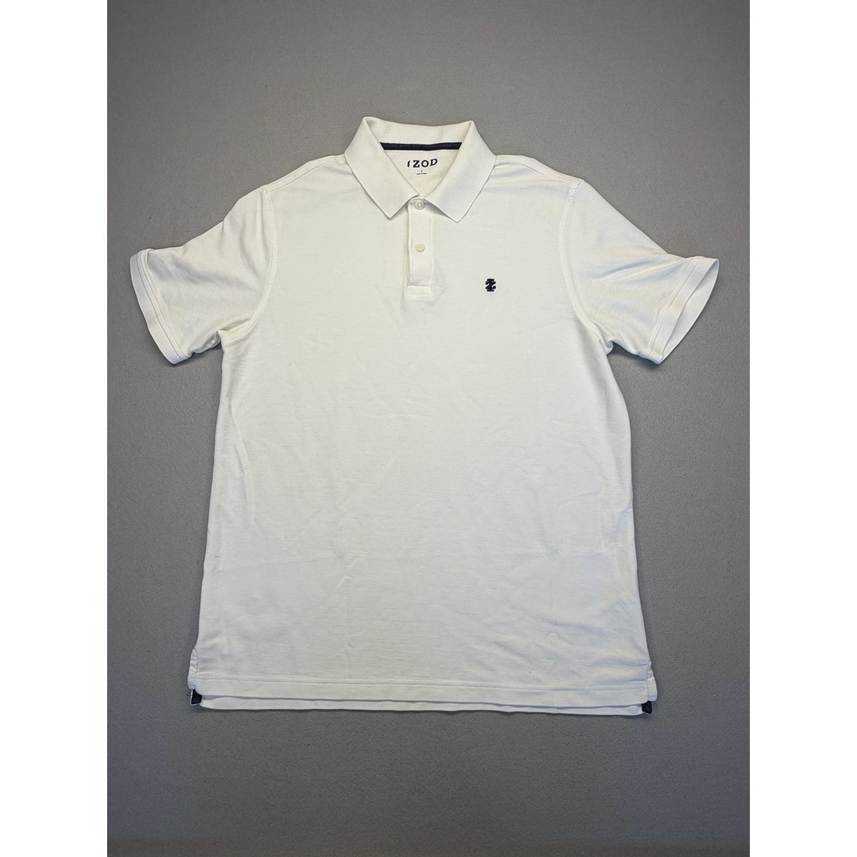 Men's IZOD White Short Sleeve Polo Shirt - Navy Logo - Size L