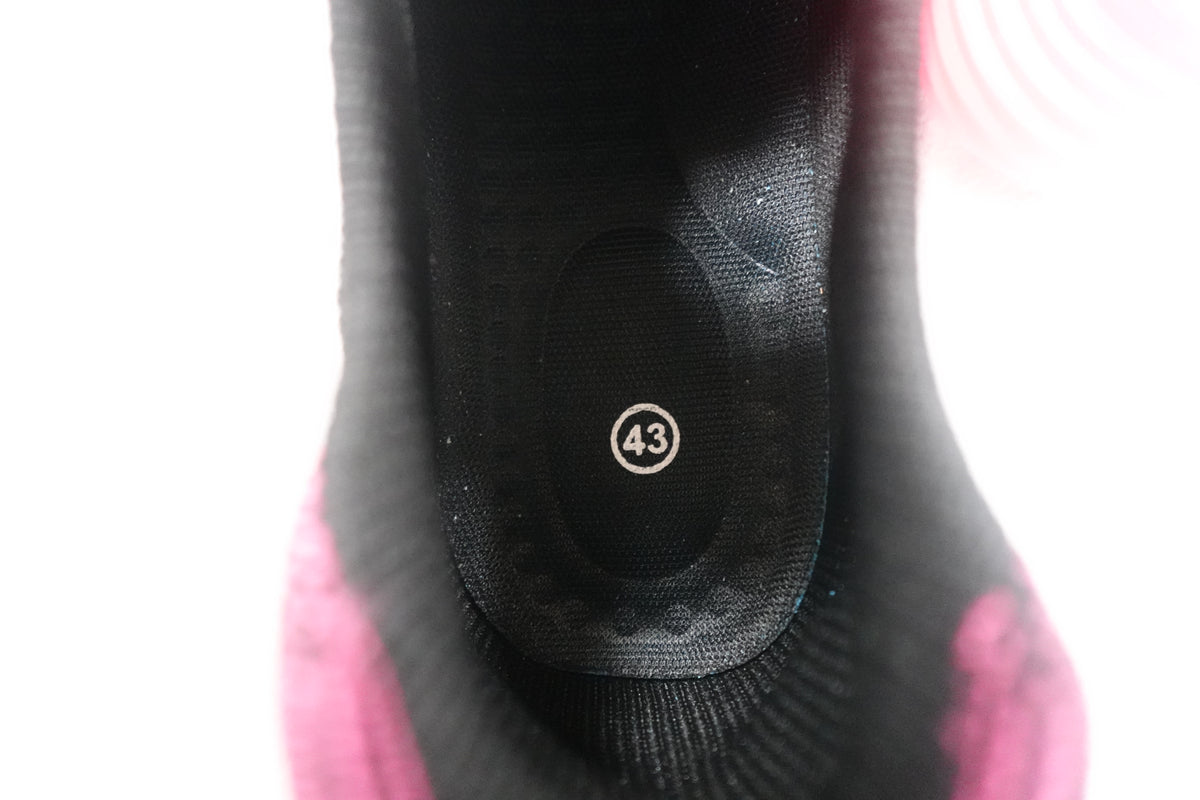 Slip on Walking Tennis Running Shoes Black with Pink Sole Size 43
