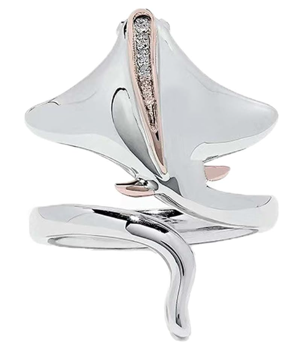 Manta Ray Zircon Silver Adjustable Wrap Ring Size 5.5